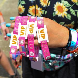 Coachella Artist Pass Freestyle (Explicit)