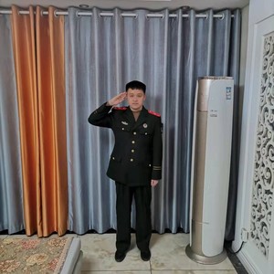 我们是不是好久不见了还是没爱过