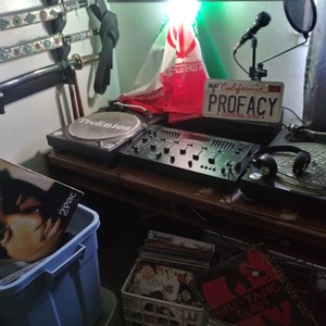 Allegiance(feat. Peter Sparker, Food Chain Dame & Essential Nomad)