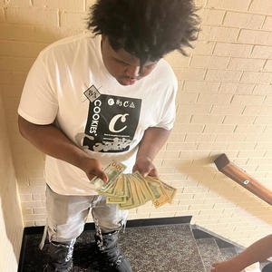 Movin wrong (Explicit)