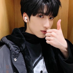 尾号6208封面
