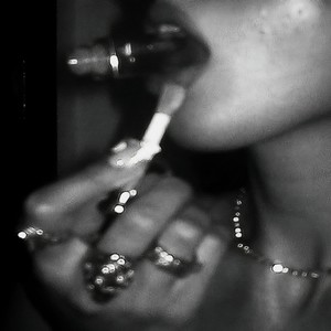 SHE A VIBE (Explicit)