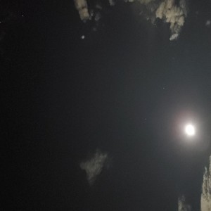 Full moon (Explicit)