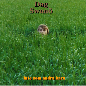 Nu badar dom nakna igen