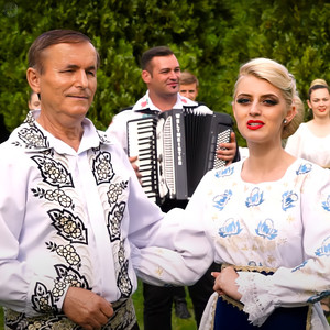 Trece Viata Se Duc Anii