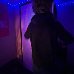 reach (feat. luhj7) (Explicit)