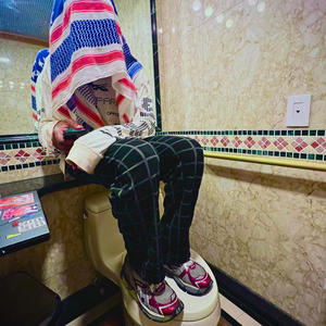 Fully Loaded (feat. Moor) (Explicit)