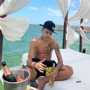 PAU E TCHAU (Explicit)