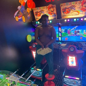 In a Rush (feat. Dumpbro Jim Jones jr) (Explicit)