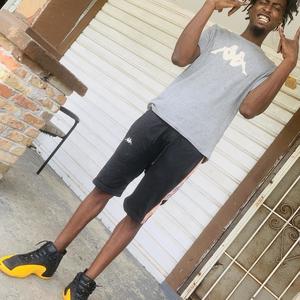 Lil Ivy - Famous (Explicit)