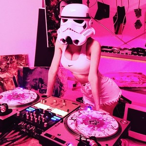 DJ伴奏-容颜 (remix: DJ Randy Remix|Remix)