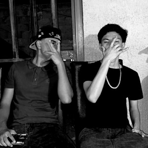 ANDAMO EN ALTA (Incompleta|Explicit)