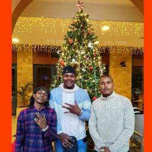 Chrisi na Carol (feat. Jobu Were)