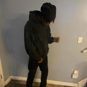 seeing red (feat. 16yrold & ehuncho) (Explicit)