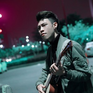 广东爱情故事 (DJ阿圣REMIX) - 广东雨神封面