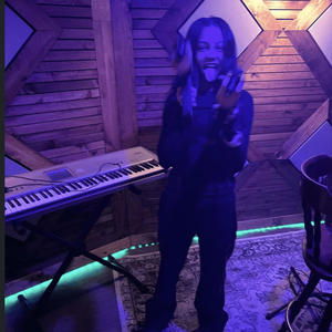 Bloodhound diss (feat. Aspen Kartier) (Explicit)