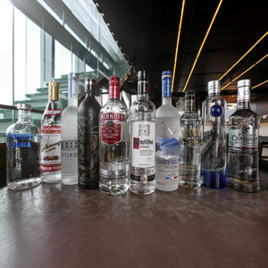 party all night 2 (feat.Remond)