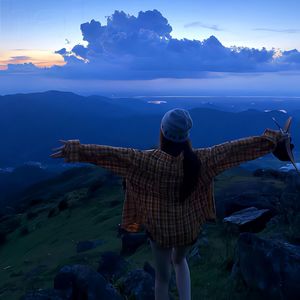 总要允许一段时间找不到自己