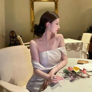 陈浩南混这么久 全凭三样东西 (够狠 义气 兄弟多)