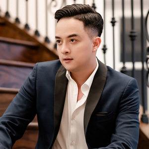Vẫn Nhắc Tên Em
