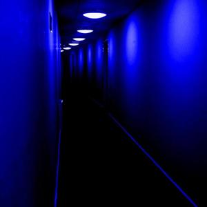 ALBTRÄUME (feat. Trizyyy) (Explicit)