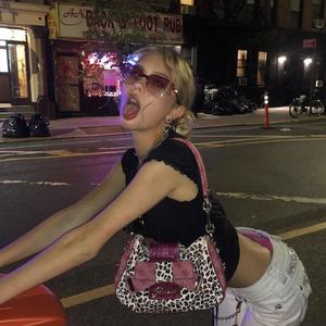 Oye Guapa(feat. Rodry) (Explicit)