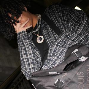 StucK iN mY Wayz (feat. nevalon) (Explicit)