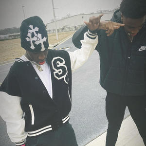 Throw Up The Fours (feat. Gbaby) (Explicit)