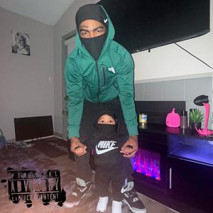 Jet 2 holiday (feat. Hoodbaby tj) (Explicit)