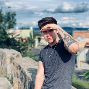 Millonario(feat. Traizor ND) (Explicit)