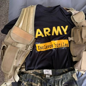 ESCLAVOS INUTILES (ADORARTE)