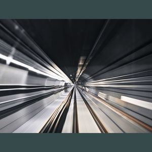 隧道之光 - 穆子与先森封面