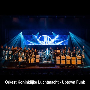 Uptown Funk (feat. William Kersten, Lotte Nobelen, Irma Van Pamelen & Natasja Den Toom)