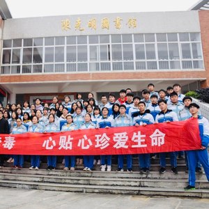 拥抱生活的阳光