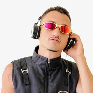 Disciplinada (Explicit)