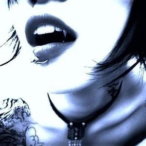 #!3mpResa (feat. bakoo) (Explicit)