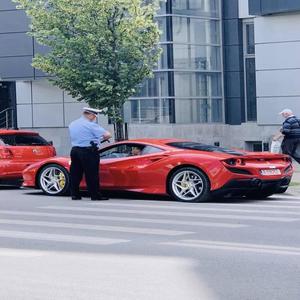 Grrr(feat. FrateleTau44) (Explicit)