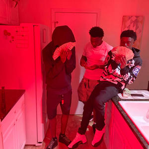 Grinding & stacking (feat. Campboy bruza) (Explicit)