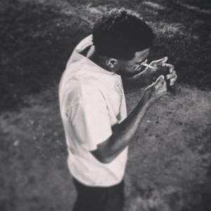 BLK Vs BLU (I Dnt Claim Kolors) (Explicit)