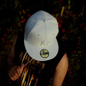 SOLA (feat. EPICKO, BLANCH3, JM 33, PROD TYRONONTHE BEAT & JACK RYANN) (Explicit)