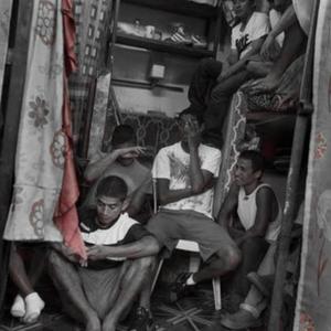 Lejos De Casa (Explicit)