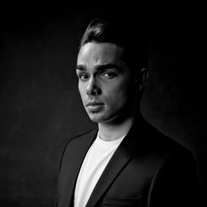 Land of peace (feat. Zoe The Seed)