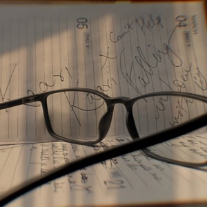 Kaari Kaari / Falling In Love With You