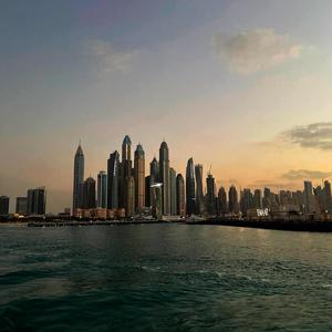 ГОРОДА (feat. QRZ) (Explicit)