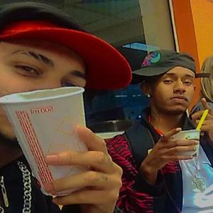 MC DN MARTINS E MC GRILO (feat. RUANZITO) [Explicit]