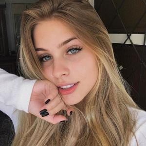 MTG BARBIE GATA CHIQUE E CHARMOSA