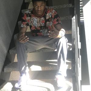 Diss Traxk To Almighty MBG (Explicit)