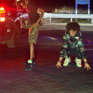 Wavy (feat. Steniooooo) (Explicit)