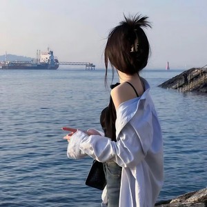 Fallin' Out (环绕版)封面