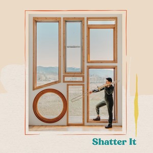 Naomi Moon Siegel - III. Shatter It - Shatter The Glass Sanctuary Suite (feat. Ray Larsen, Marina Albero, Andy Coe, Kelsey Mines & Christopher Icasiano)